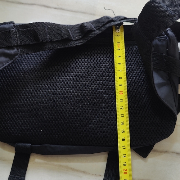 Adidas Unisex Black Large Size Fannypack - Picture 8 of 10